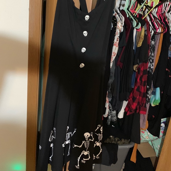Dresses & Skirts - Dancing skeleton dress